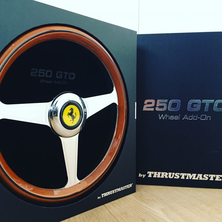 Volant Ferrari 250 GTO de chez Thrustmaster