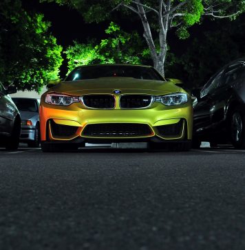 Assurer une voiture de sport, combien ça coûte ?