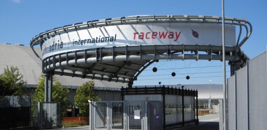 Adria International Raceway bientôt dans RaceRoom : un teaser confirme l’ancien circuit du DTM